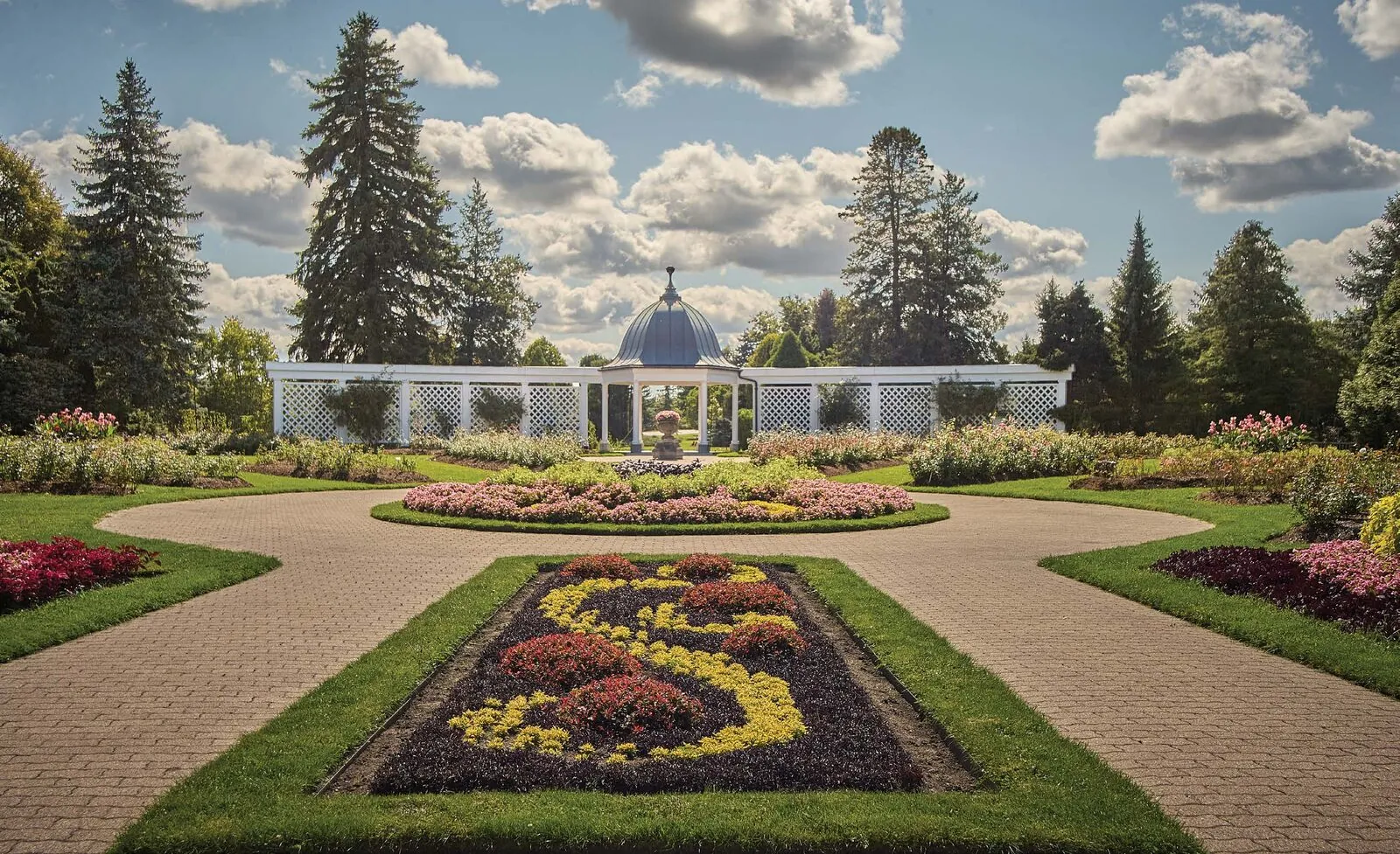 Formal gardens at Niagara Parks with flower beds and pathways